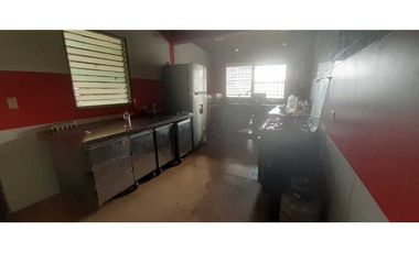VENDO CASA EN TERRENO DE1800M2 EN DAVID