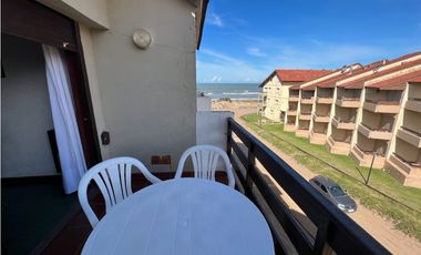 2 AMBIENTES MS ENTREPISO A PASOS DEL MAR