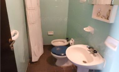 2 AMBIENTES MS ENTREPISO A PASOS DEL MAR