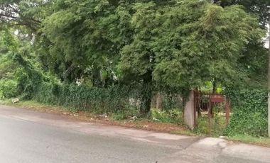 Commercial lot for sale