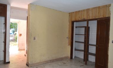 Ubicadísima propiedad en venta como terreno !