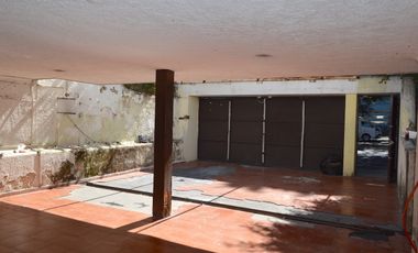 Ubicadísima propiedad en venta como terreno !