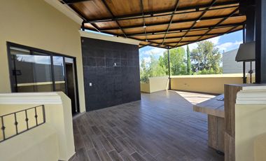 Casa en RENTA en El Álamo Country Club en Celaya Gto.