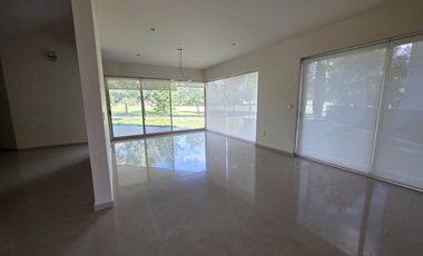 Casa en RENTA en El Álamo Country Club en Celaya Gto.