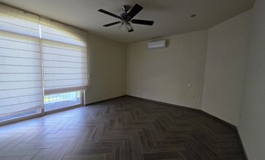 Casa en RENTA en El Álamo Country Club en Celaya Gto.