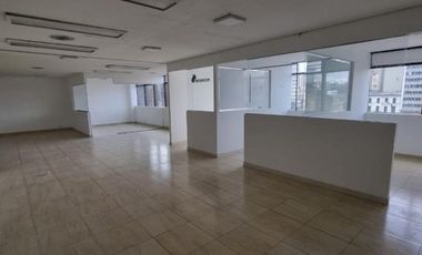 oficina en arriendo en santa fe. Cod A4781003