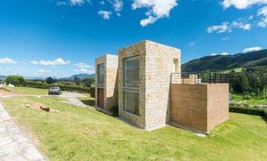 casa en venta en valle alto de la pradera. Cod V5569