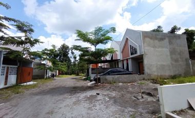 RUMAH MURAH SCANDINAVIAN 300 JUTA DEKAT TOL JOGJA AKSES MUDAH