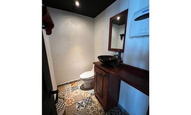 Se alquila Local ESQUINERO en San Francisco!!