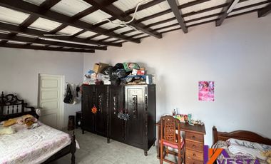 Ibazeta 500-casa-venta-macro Centro
