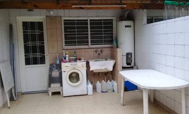 Duplex en venta en Villa Luzuriaga