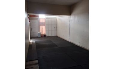 ALQUILER LOCAL COMERCIAL EN OBARRIO 200 M2