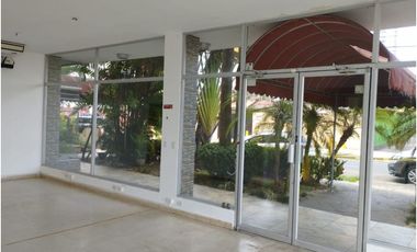 ALQUILER LOCAL COMERCIAL EN OBARRIO 200 M2