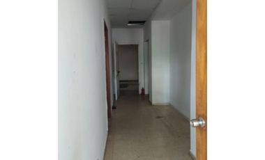 ALQUILER LOCAL COMERCIAL EN OBARRIO 200 M2