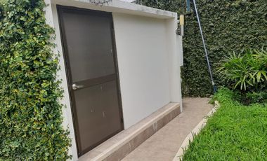 VENTA DE AMPLIA CASA EN URBANIZACION VISTA AL PARQUE VIA A SAMBORONDON