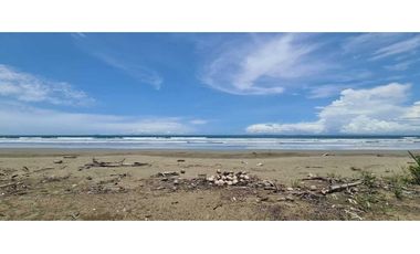 SE VENDE TERRENO PLAYA LAS LAJAS CHIRIQU
