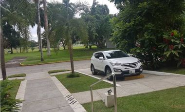 APARTAMENTO AMOBLADO EN CLAYTON - PH CANAL VIEW, 3R