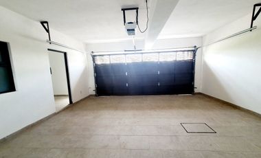 Casa en VENTA con ALBERCA Esquina FRACC PUNTA TIBURON