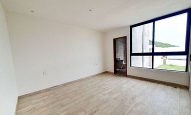 Casa en VENTA con ALBERCA Esquina FRACC PUNTA TIBURON