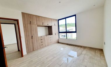 Casa en VENTA con ALBERCA Esquina FRACC PUNTA TIBURON