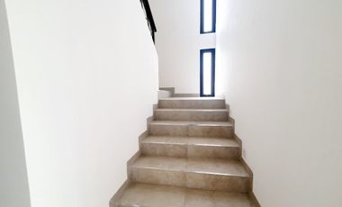 Casa en VENTA con ALBERCA Esquina FRACC PUNTA TIBURON
