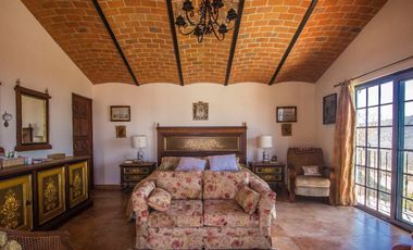 CASA MEXICANA EN CHAPALA CON VISTA AL LAGO