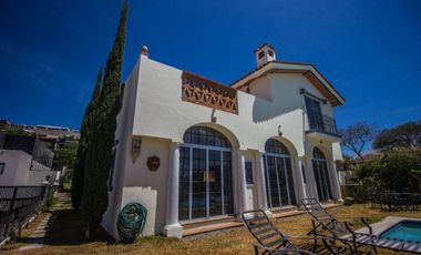 CASA MEXICANA EN CHAPALA CON VISTA AL LAGO