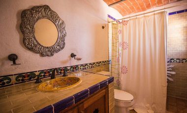 CASA MEXICANA EN CHAPALA CON VISTA AL LAGO