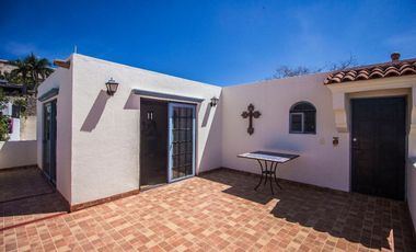 CASA MEXICANA EN CHAPALA CON VISTA AL LAGO