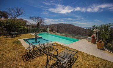 CASA MEXICANA EN CHAPALA CON VISTA AL LAGO