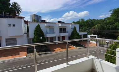 casa en venta en la floresta. Cod V4948