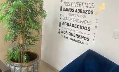 IMPECABLE CASA EN VENTA EN FRACCIONAMIENTO CAPELLANIA