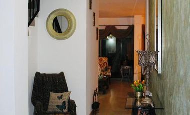 IMPECABLE CASA EN VENTA EN FRACCIONAMIENTO CAPELLANIA