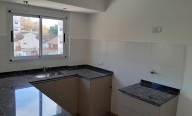 O&acute;higgins Lan&uacute;s este 2 amb a Estrenar