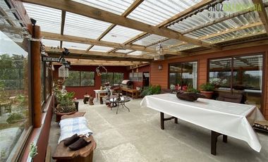 Casa en Venta en Amplia casa de 300 m2 en Parcela de 11.100 m2 - Sector Las Marcas - Camino a Rio Sur