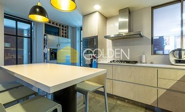 Casa en arriendo de 4 dorm. en Las Condes