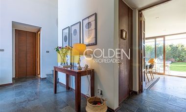 Casa en arriendo de 4 dorm. en Las Condes
