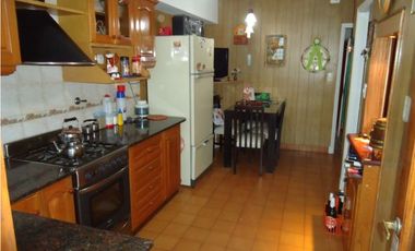 Chalet 3 ambientes en venta zona, Villa Primera