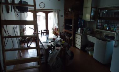 Chalet 3 ambientes en venta zona, Villa Primera