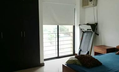 Alquilo amplio departamento en urbanización Jardines de San Felipe (J Luna)