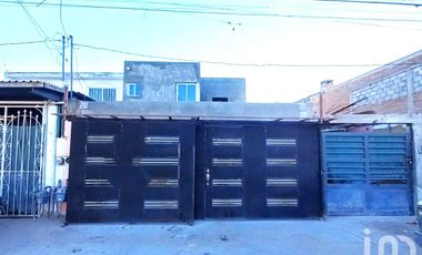 Casa en Venta de 6 recamaras, San Pancho, Cd Juárez Chihuahua