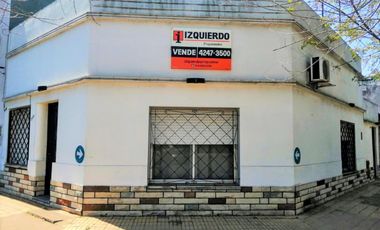 VENTA Casa lote propio  - 3 amb. con terraza - Buena ubicacion
