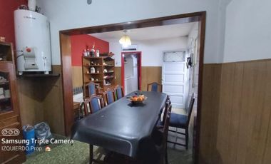 VENTA Casa lote propio  - 3 amb. con terraza - Buena ubicacion