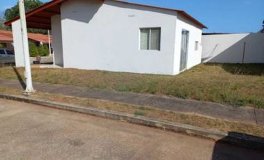 VENDO CASA EN LA CHORRERA LA ARBOLEDA 3R