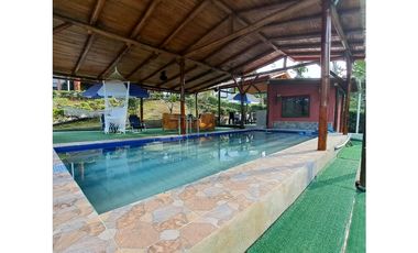 LOTE EN VENTA DENTRO DE URBANIZACIÓN PUERTO QUITO / KATCAS