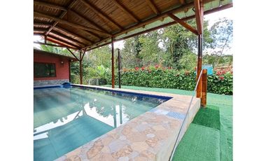 LOTE EN VENTA DENTRO DE URBANIZACIÓN PUERTO QUITO / KATCAS