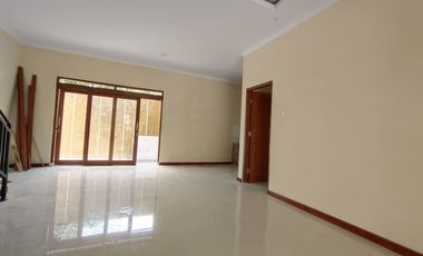 Dijual rumah baru di jajar solo kota