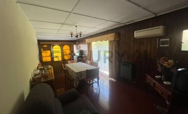 AMPLIA CASA 5 DOR 2 BAÑOS, CON PISCINA