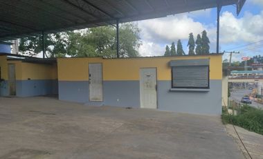 Se Alquila Local Para Lava Auto,Galera o Taller. Negociable.
