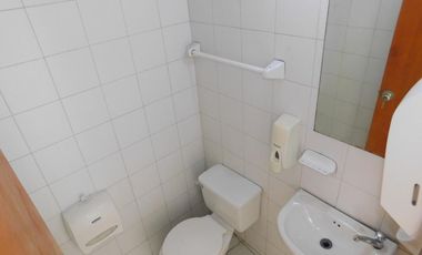 local en arriendo en santa lucia. Cod A86080